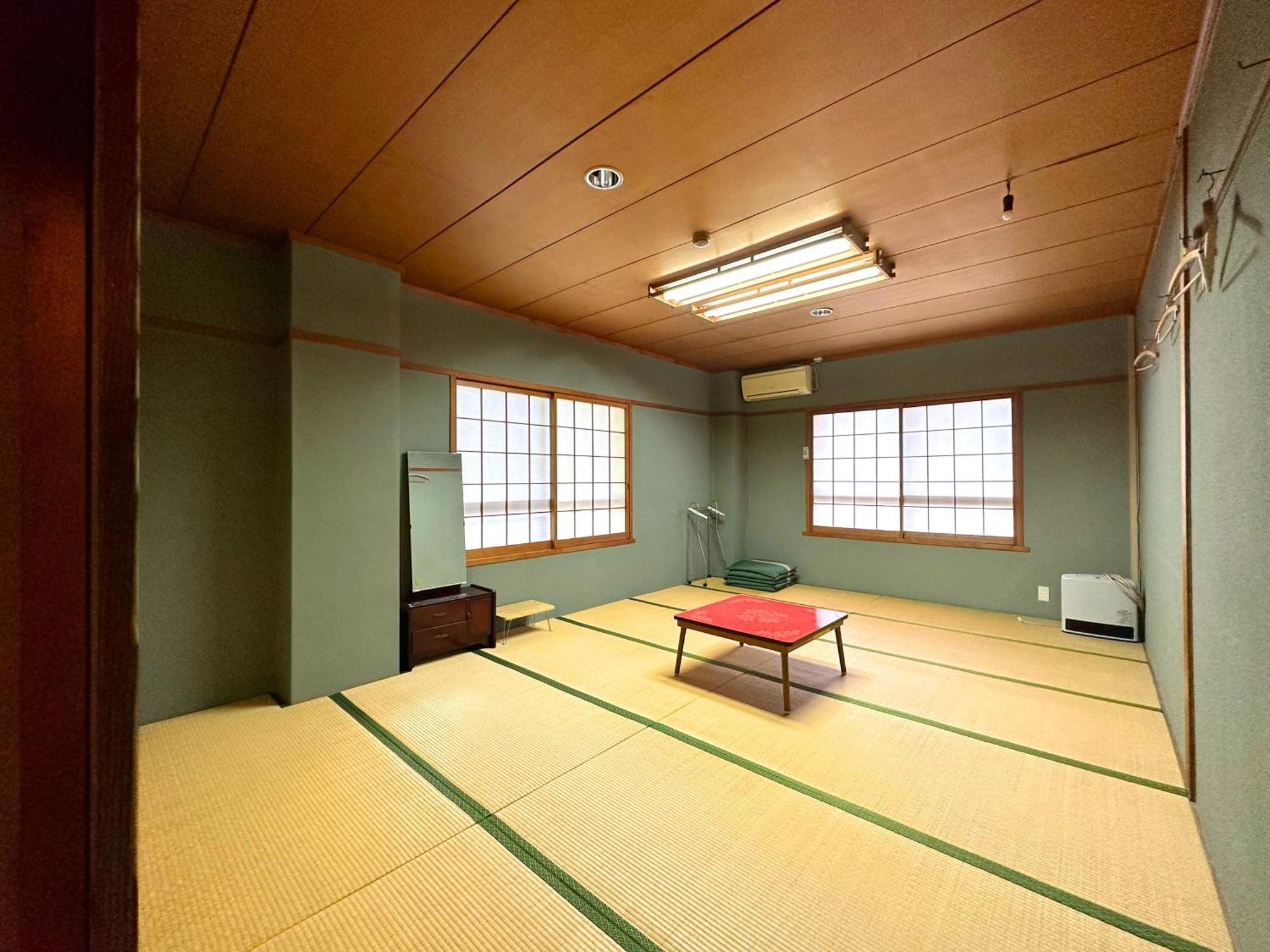 森林公園スイス村 青少年 山の家 Hotell Kyotango Exteriör bild