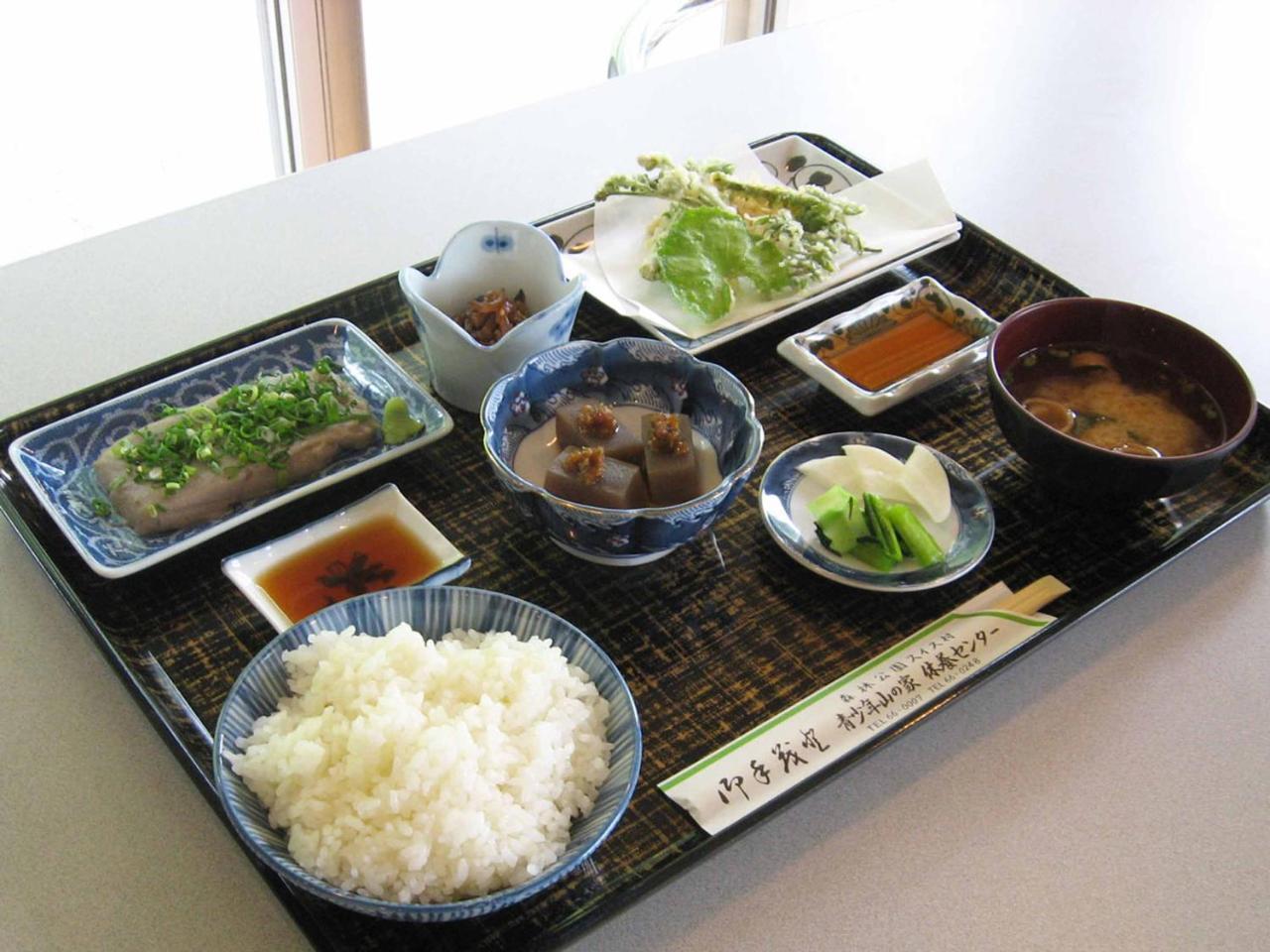 森林公園スイス村 青少年 山の家 Hotell Kyotango Exteriör bild