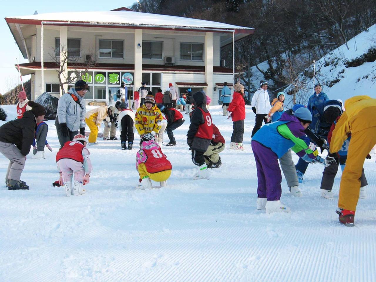 森林公園スイス村 青少年 山の家 Hotell Kyotango Exteriör bild